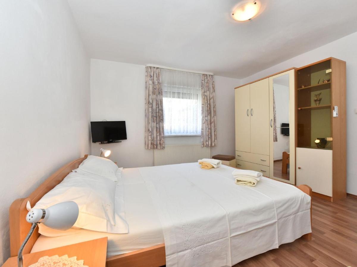 Traditional Apartment In Zadar With Garden Εξωτερικό φωτογραφία